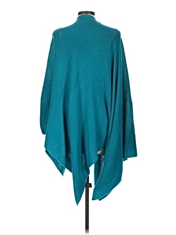 Do Everything in Love Poncho (view 2)