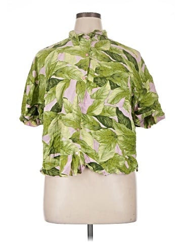 Cabana by Crown & Ivy Short Sleeve Blouse (view 1)