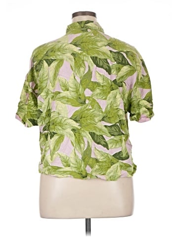 Cabana by Crown & Ivy Short Sleeve Blouse (view 2)