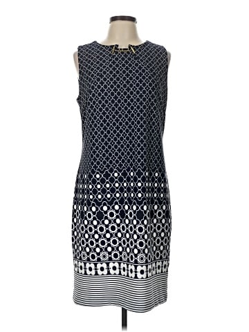 ILE New York Casual Dress (view 1)