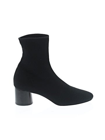Vince. Ankle Boots (view 1)
