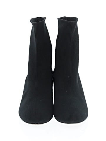 Vince. Ankle Boots (view 2)