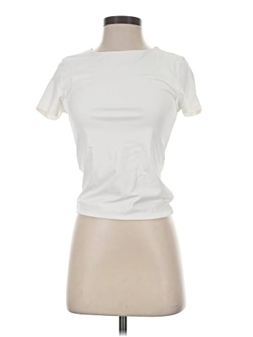 Francesca's Short Sleeve Top (view 1)