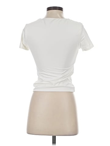 Francesca's Short Sleeve Top (view 2)