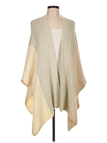Saturday Sunday Poncho (view 1)