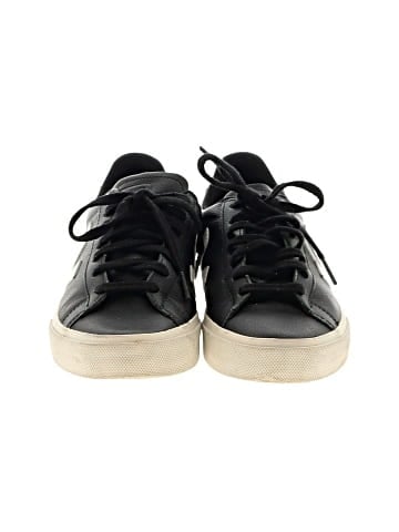 VEJA Sneakers (view 2)