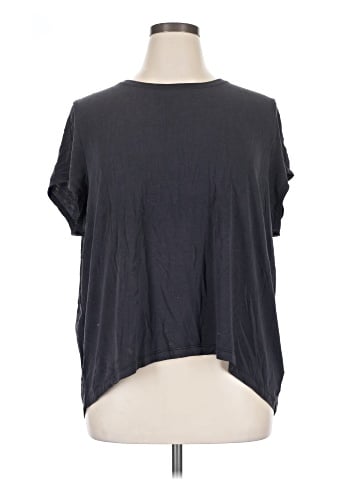 Athleta Short Sleeve T-Shirt (view 1)