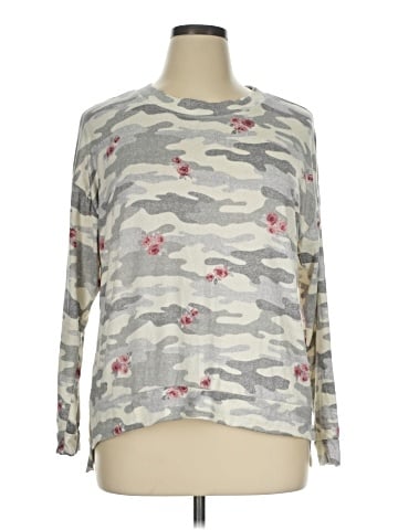 Secret Treasures Long Sleeve T-Shirt (view 1)