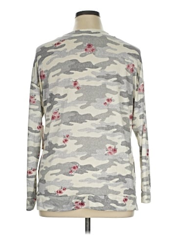 Secret Treasures Long Sleeve T-Shirt (view 2)