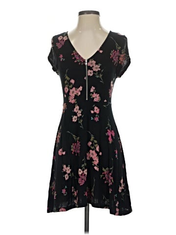 Express Outlet Casual Dress (view 1)