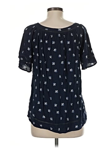 Old Navy Short Sleeve T-Shirt (view 2)
