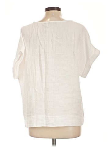 Gloria Vanderbilt Short Sleeve T-Shirt (view 2)