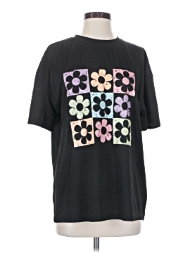 Shein Short Sleeve T-Shirt (view 1)