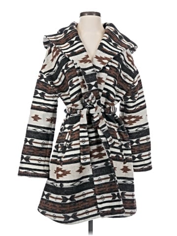 BB Dakota Coat (view 1)