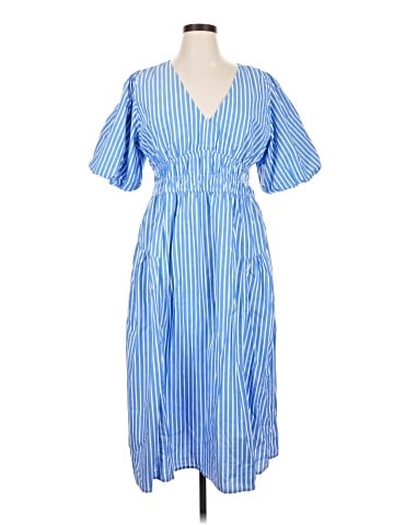 Old Navy Casual Dress (view 1)