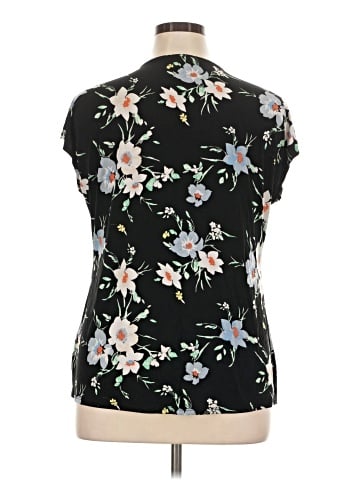 Lane Bryant Sleeveless T-Shirt (view 2)