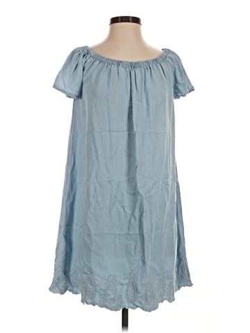 Chelsea & Theodore Casual Dress (view 1)
