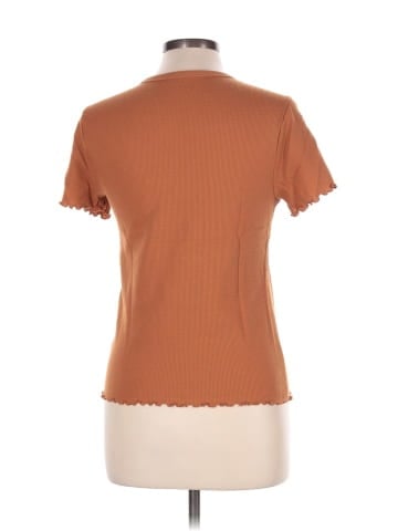 Old Navy Short Sleeve T-Shirt (view 2)