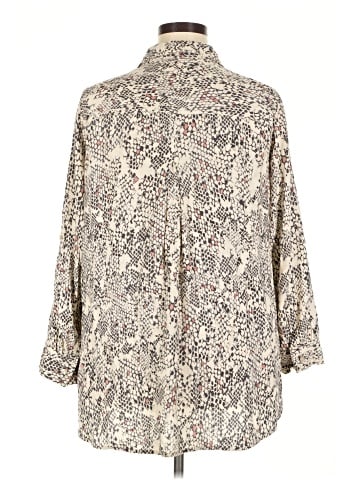 Velvet Heart 3/4 Sleeve Button-Down Shirt (view 2)