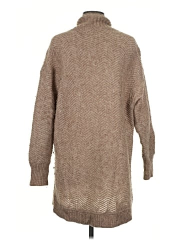 Vince. Pullover Sweater (view 2)
