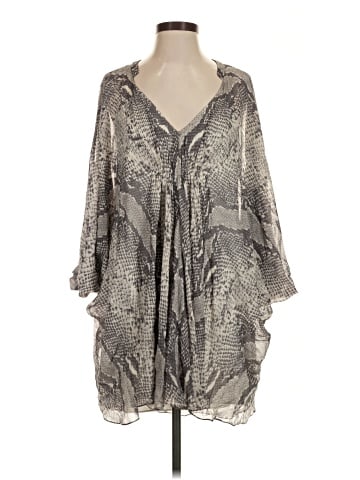 Diane von Furstenberg Kimono (view 1)