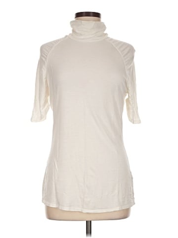 The Limited Short Sleeve Top (view 1)