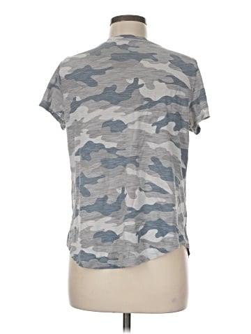 Old Navy Short Sleeve T-Shirt (view 2)