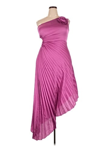 Unbranded Sleeveless Top (view 1)