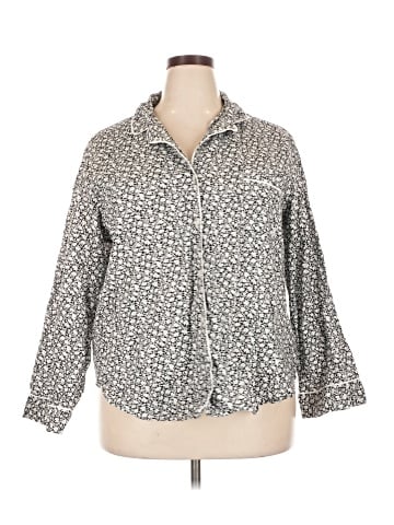 Victoria's Secret 3/4 Sleeve Blouse (view 1)