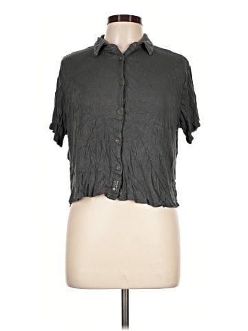 Danskin Short Sleeve Blouse (view 1)