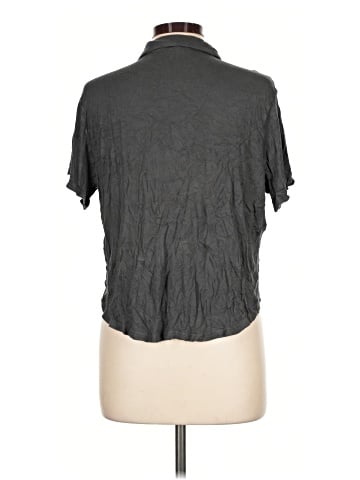 Danskin Short Sleeve Blouse (view 2)