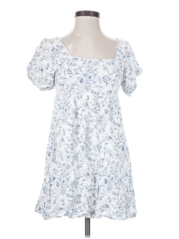 Hem & Thread Short Sleeve Top (view 1)