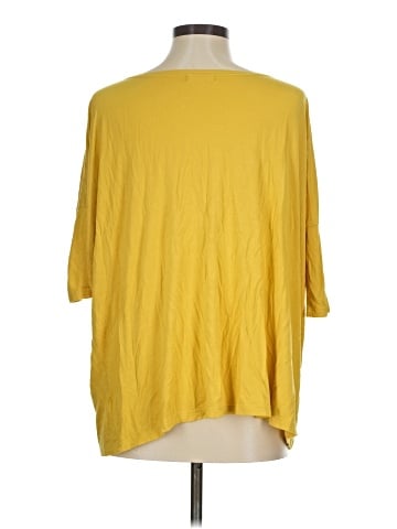 Piko 3/4 Sleeve Top (view 2)