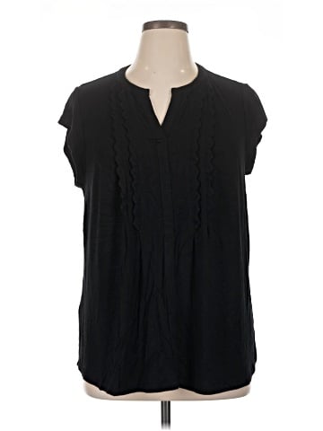 Daniel Rainn Sleeveless T-Shirt (view 1)
