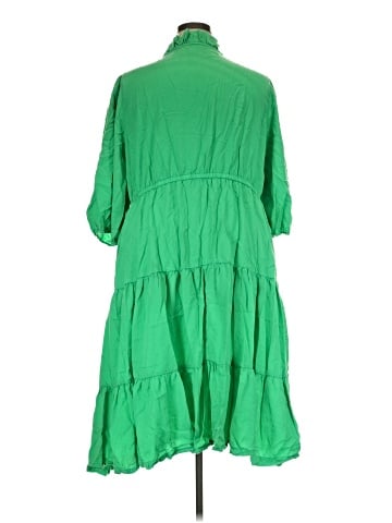 Crown & Ivy Casual Dress (view 2)