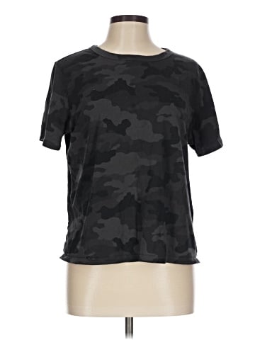 Old Navy Active T-Shirt (view 1)