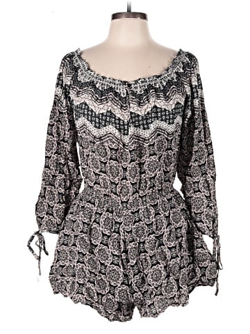 En Creme Romper (view 1)