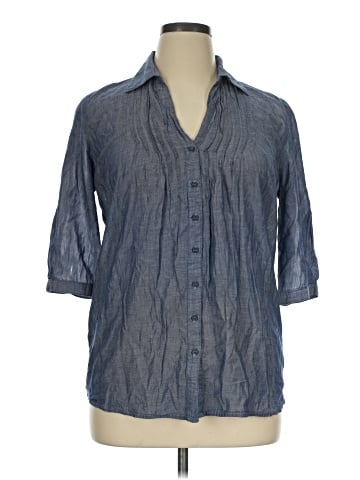 North Crest 3/4 Sleeve Button-Down Shirt (view 1)