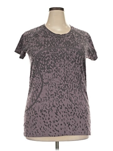 Lululemon Athletica Active T-Shirt (view 1)