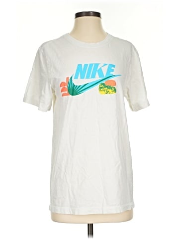 Nike Short Sleeve T-Shirt (view 1)