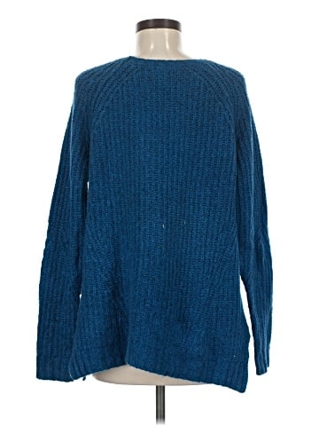 American Eagle Outfitters Pullover Sweater (view 2)