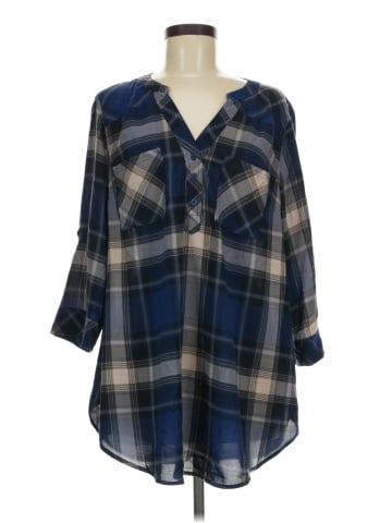 Torrid 3/4 Sleeve Button-Down Shirt (view 1)