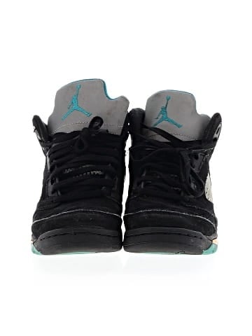 Air Jordan Sneakers (view 2)
