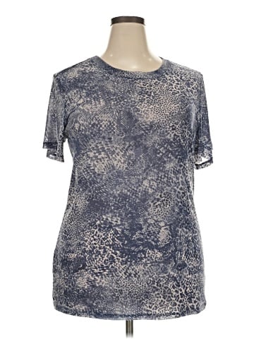 Torrid Short Sleeve T-Shirt (view 1)