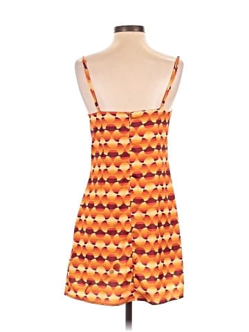 Urban Outfitters Casual Dress (view 2)