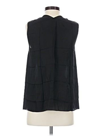 Vince. Sleeveless Silk Top (view 2)