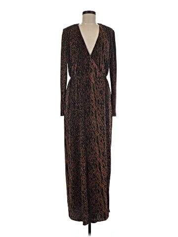 WAYF Casual Dress (view 1)