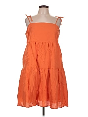 Everlane Casual Dress (view 1)