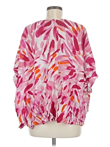 Entro 3/4 Sleeve Blouse (view 2)