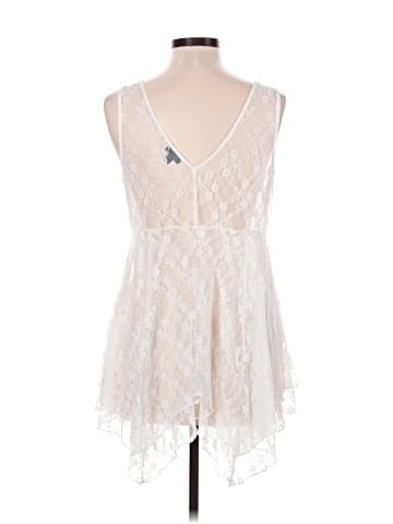 Torrid Sleeveless Blouse (view 2)
